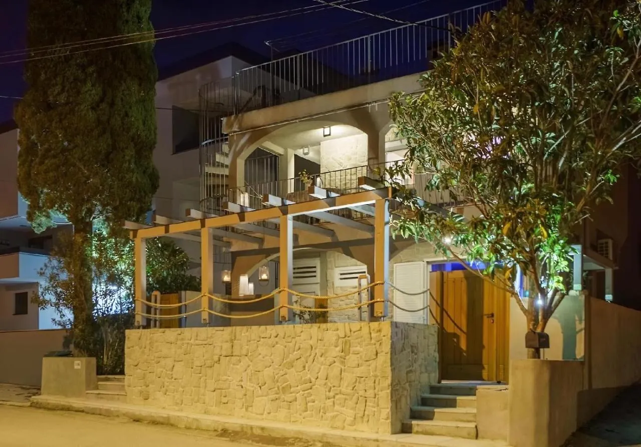 “Moment S” Sea House Petrčane